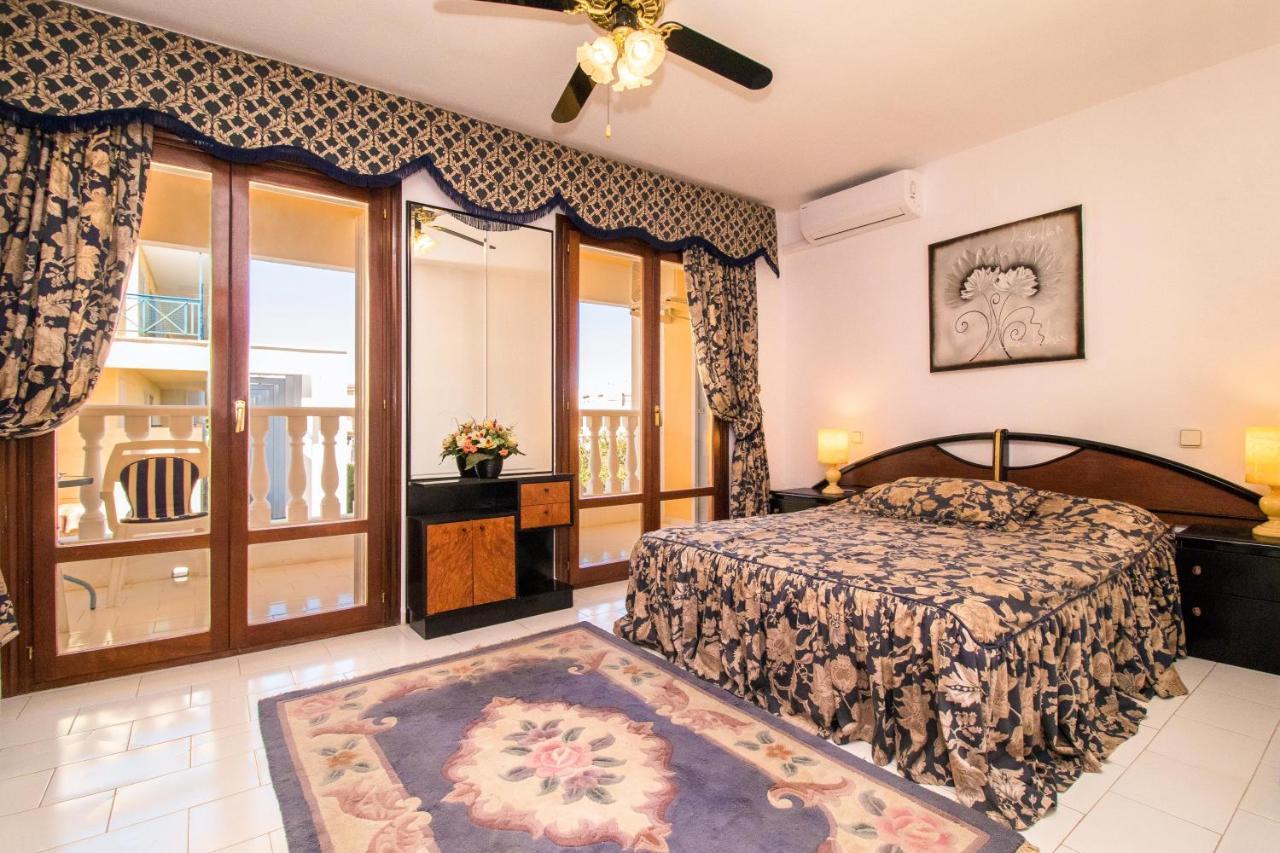 Nice House With Tennis Court,Sports And Playground Torrevieja Buitenkant foto
