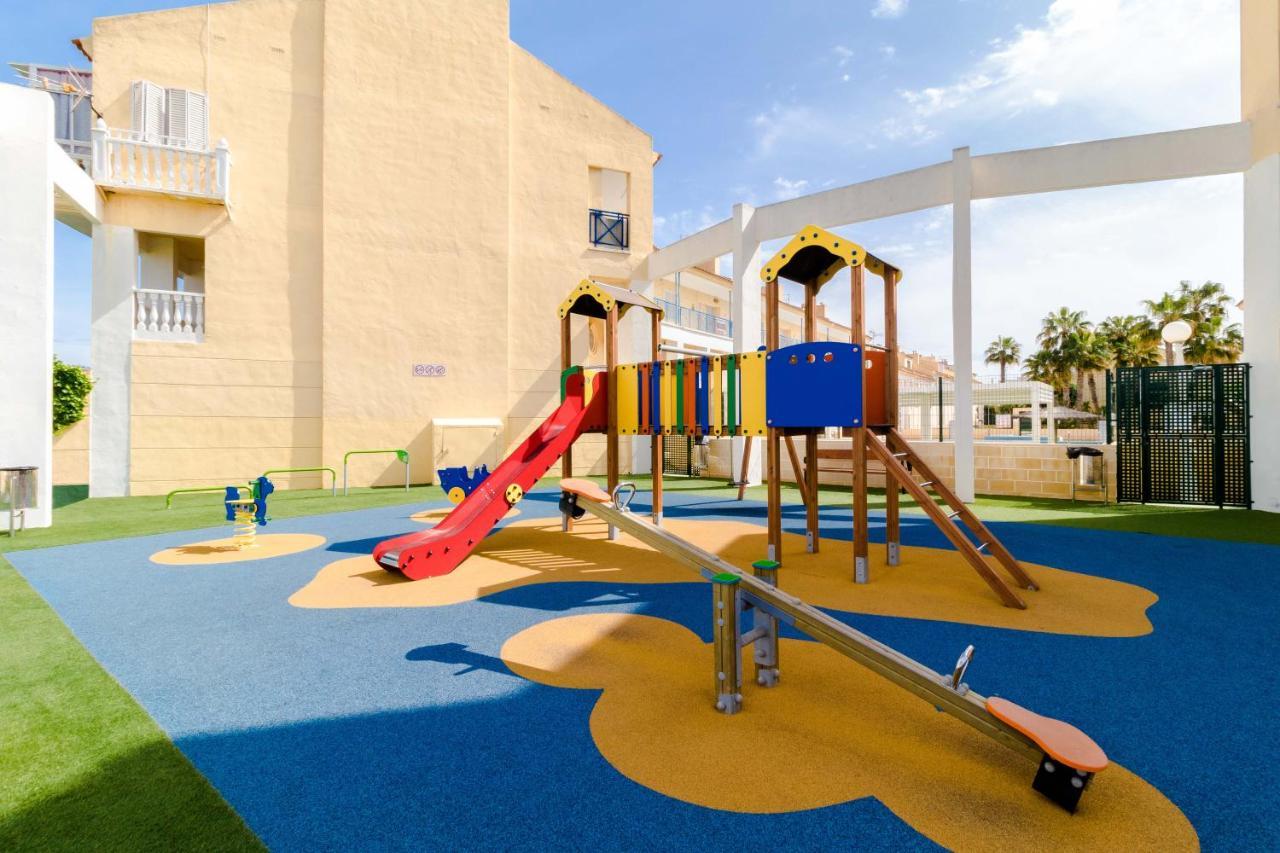 Nice House With Tennis Court,Sports And Playground Torrevieja Buitenkant foto