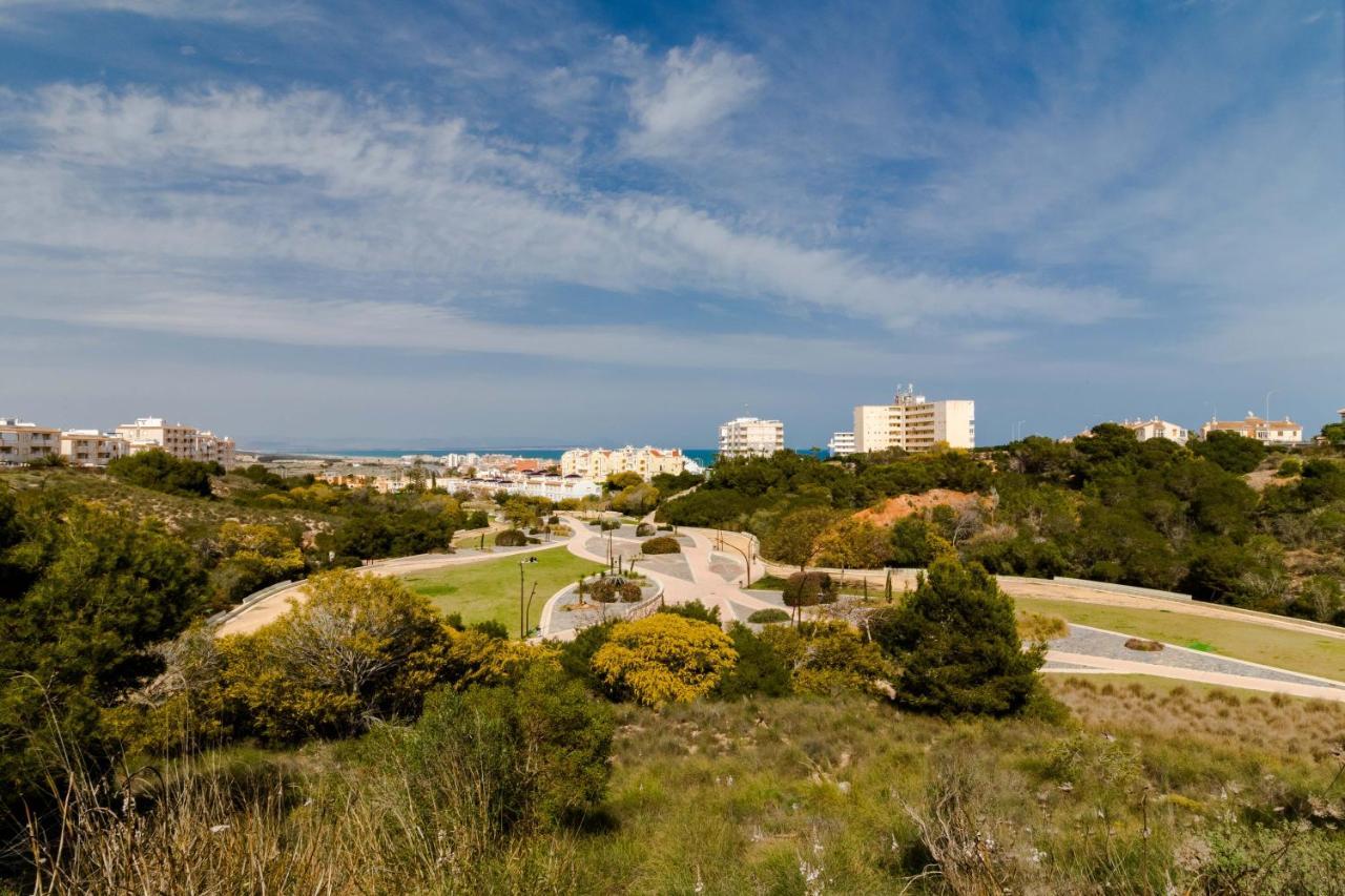 Nice House With Tennis Court,Sports And Playground Torrevieja Buitenkant foto